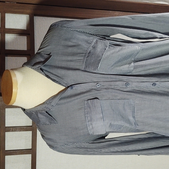 Express Grey and White Striped Button Down Shirt Sz M - Picture 2 of 11